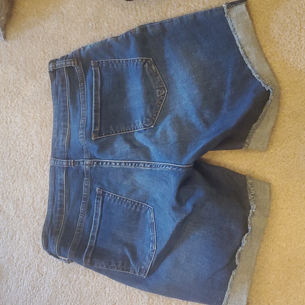 Orvis Kut From The Kloth Women's Cutoff Jean Shorts - Picture 4 of 4